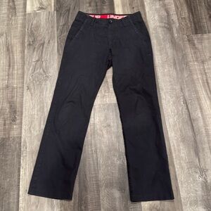 Under Armour men’s black khaki pants